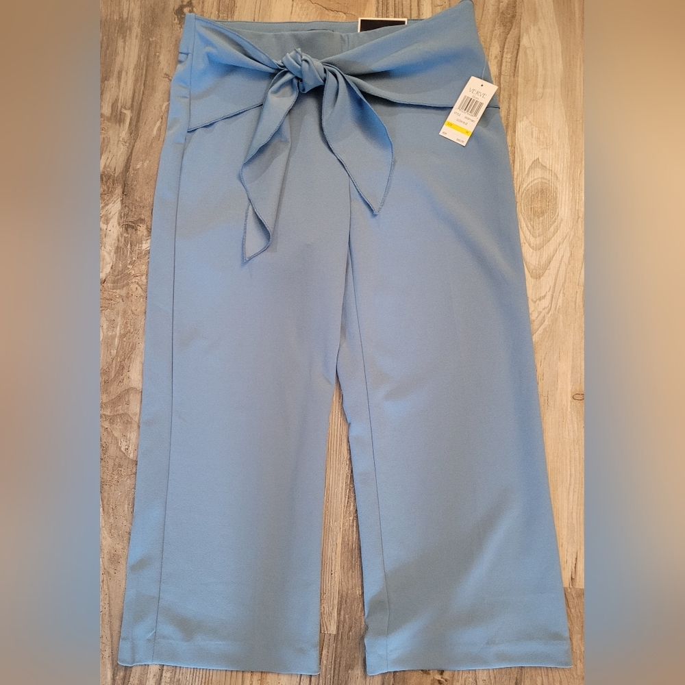 Verve ocean blue dress pants brand new with tag. Size medium